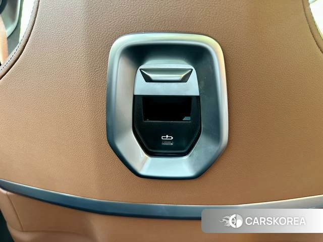 BMW 7 series id 4258748 из Китая 22