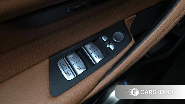 BMW 5 Series (G30) id 4249158 из Кореи 22