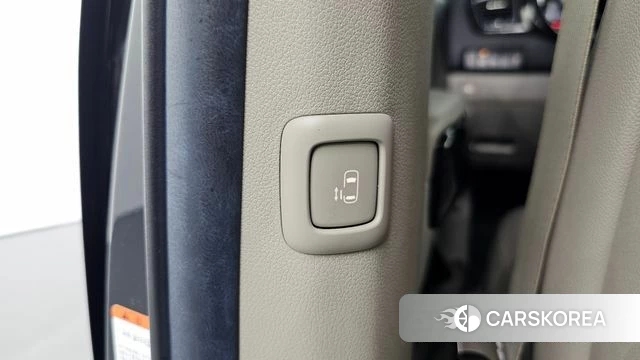 Kia The New Carnival id 4672382 из Кореи 22