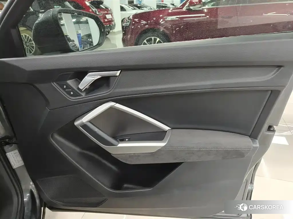 Audi Q3 id 4559854 из Китая 22