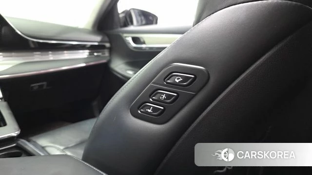 Hyundai The New Grandeur IG Hybrid id 4429866 из Кореи 22