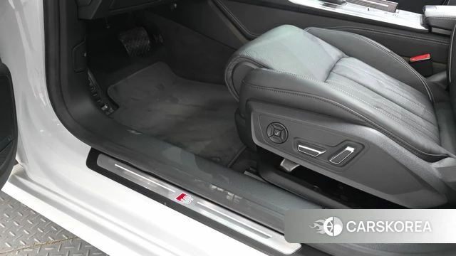 Audi A7 (4K) id 4456115 из Кореи 22