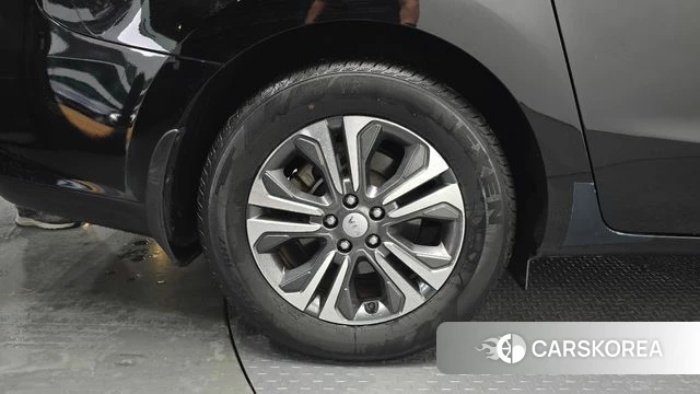 Kia The New Carnival id 4530187 из Кореи 22