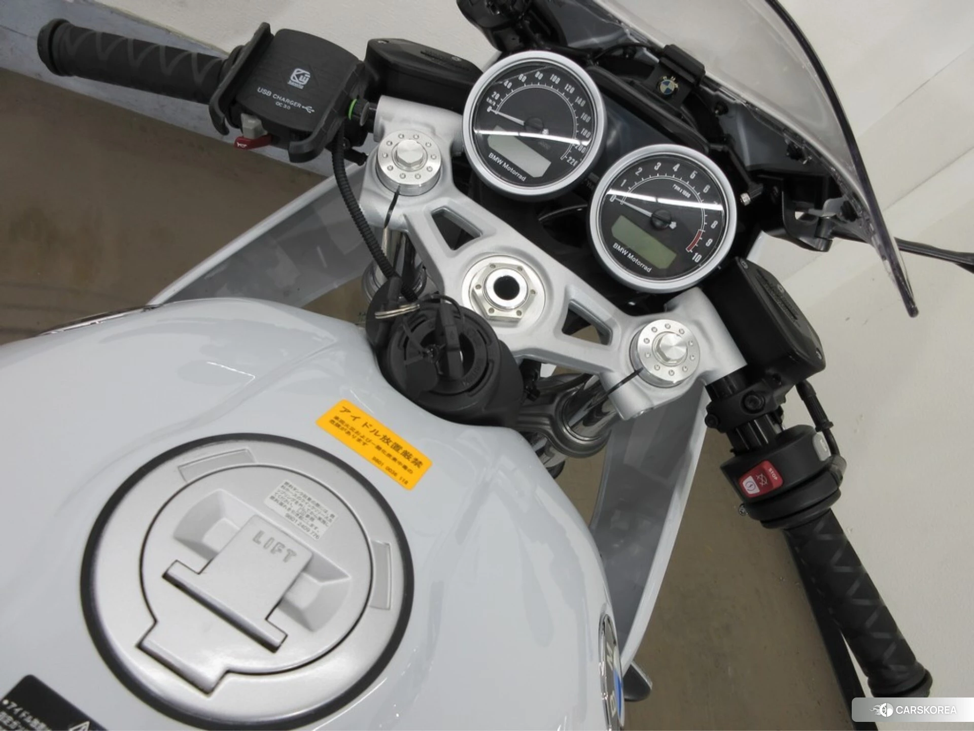 BMW R NINE T RACER id 4191796 из Японии 22