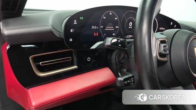 Porsche Taycan id 4864548 из Кореи 22