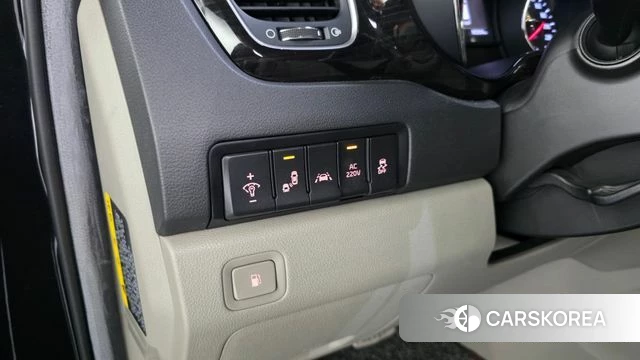 Kia The New Carnival id 4918878 из Кореи 22