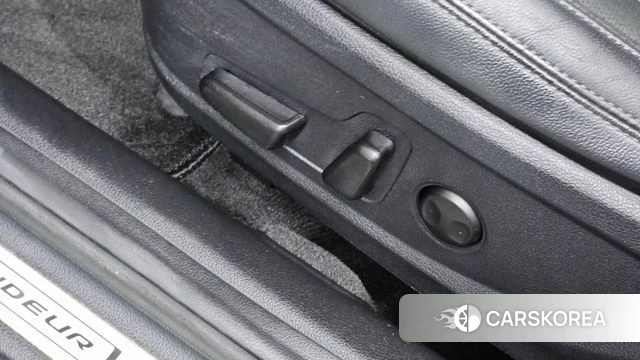 Hyundai The New Grandeur IG id 4759380 из Кореи 22