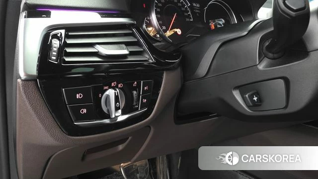 BMW 5 Series (G30) id 4850040 из Кореи 22