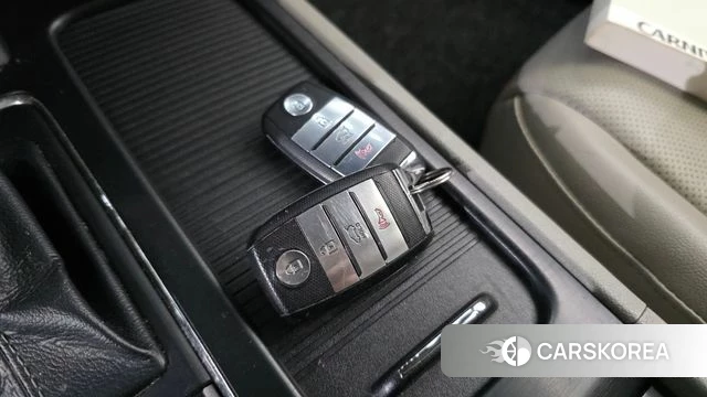 Kia All New Carnival id 4188733 из Кореи 22
