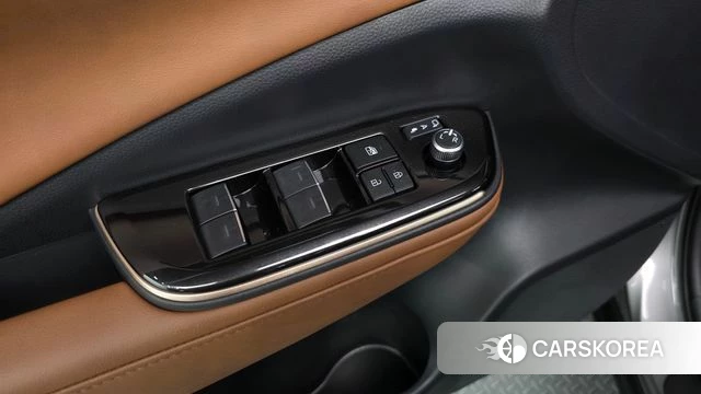 Toyota Crown Crossover id 4565539 из Кореи 22