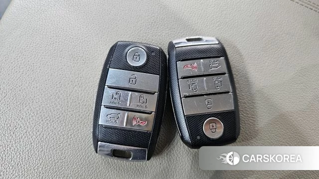 Kia All New Carnival id 4924205 из Кореи 22