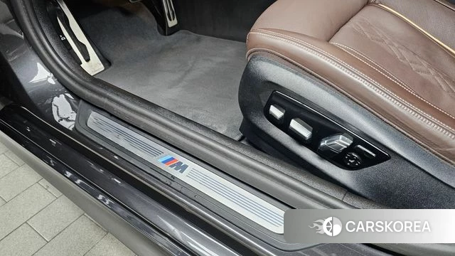BMW 5 Series (G30) id 4506093 из Кореи 22