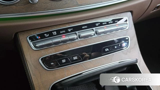 Mercedes-Benz E-Class W213 id 4636957 из Кореи 22