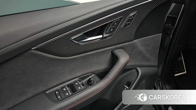 Audi RSQ8 (4M) id 4200779 из Кореи 22