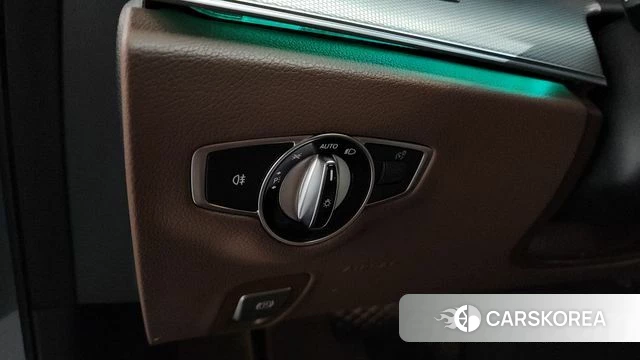 Mercedes-Benz E-Class W213 id 4632539 из Кореи 22
