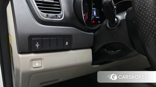 Kia The New Carnival id 4459094 из Кореи 22