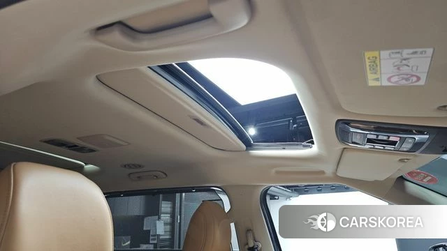 Kia Carnival 4th generation id 4631441 из Кореи 22
