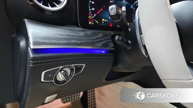 Mercedes-Benz AMG GT id 4500897 из Кореи 22