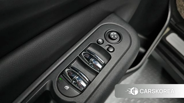 Mini Cooper SD Clubman id 4712739 из Кореи 22