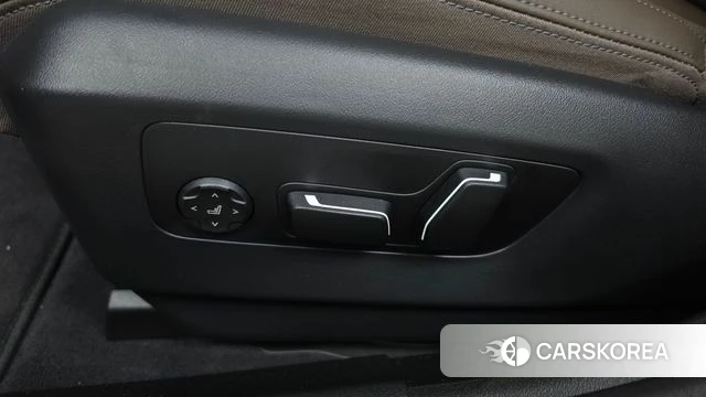 BMW 5 Series (G60) id 4767297 из Кореи 22