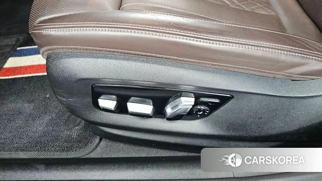 BMW 5 Series (G30) id 4682910 из Кореи 22