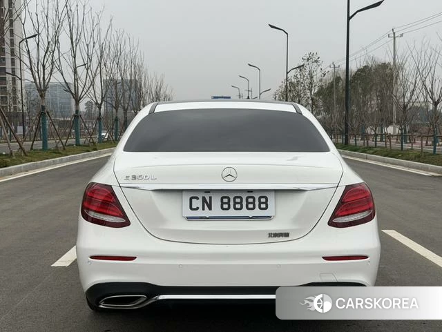 Mercedes-Benz E-class id 4212406 из Китая 22