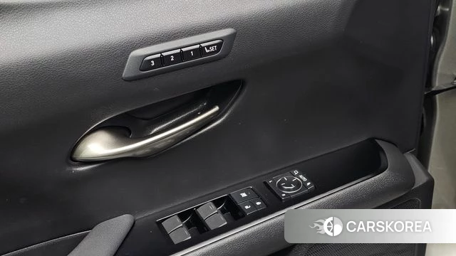 Lexus UX250h id 4780011 из Кореи 22