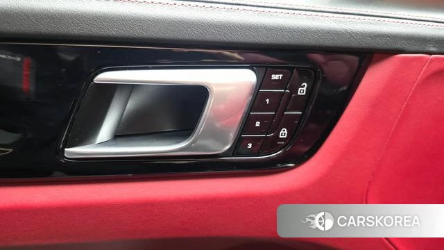 Porsche Cayenne (PO536) id 4490193 из Кореи 22