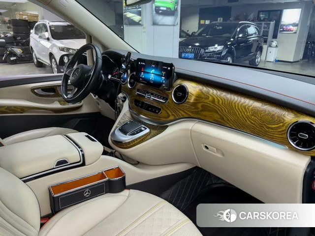 Mercedes-Benz V-class id 4329085 из Китая 22