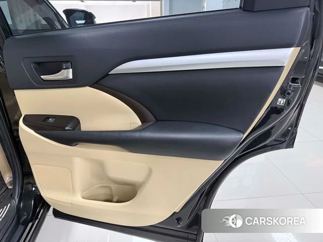 Toyota Highlander id 3983147 из Китая 22