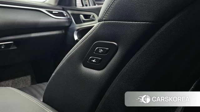 Genesis G70 id 4900352 из Кореи 22