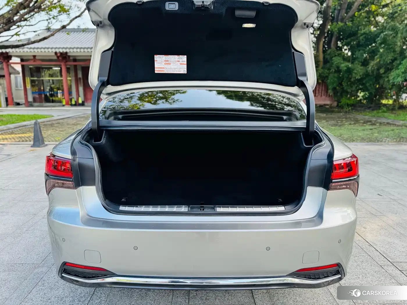 Lexus LS id 4664425 из Китая 22