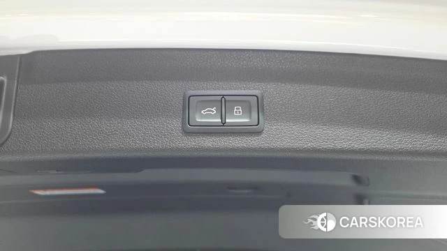Audi Q3 (F3) id 4354076 из Кореи 22