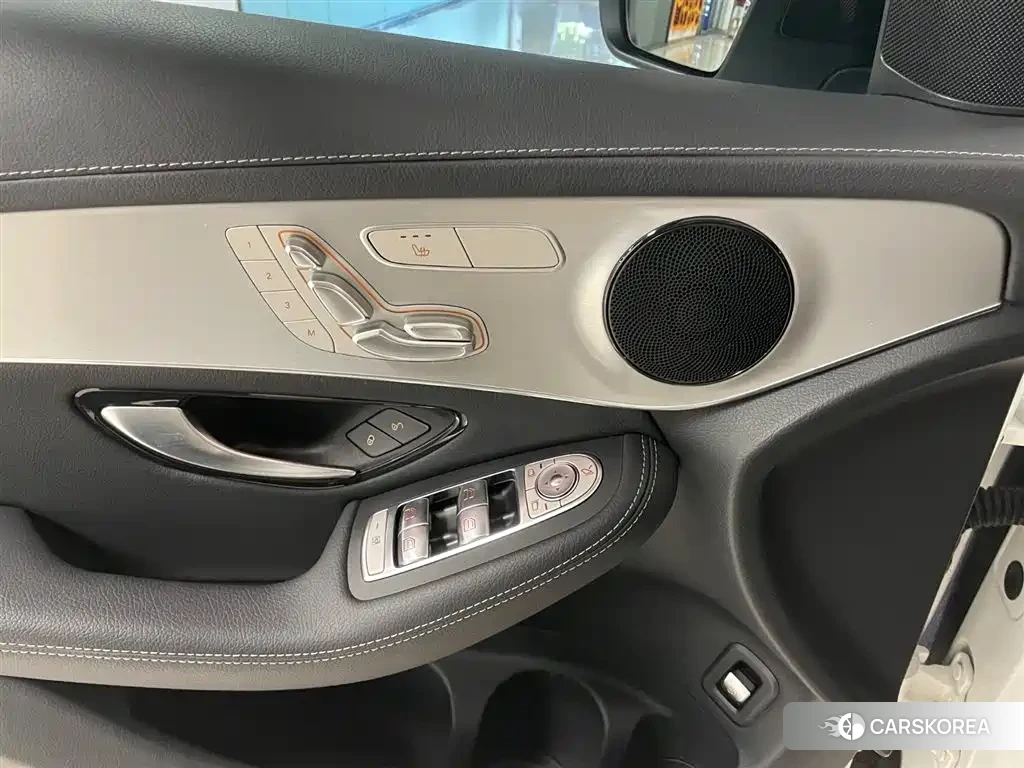 Mercedes-Benz GLC Coupe id 4559577 из Китая 22