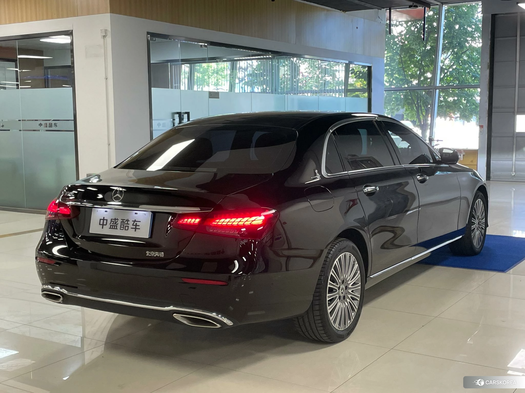 Mercedes-Benz E-Class id 4504716 из Китая 22