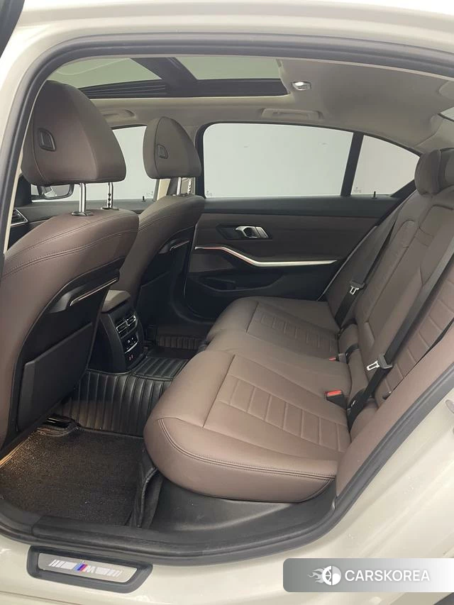 BMW 3 series id 4264939 из Китая 22