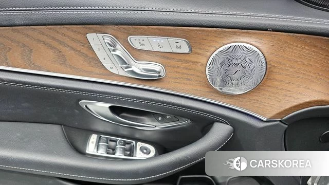 Mercedes-Benz E-Class W213 id 4384613 из Кореи 22