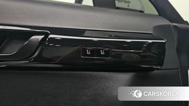 Hyundai Grandeur (GN7) id 4499795 из Кореи 22
