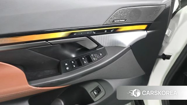 BMW 5 Series (G60) id 4639935 из Кореи 22