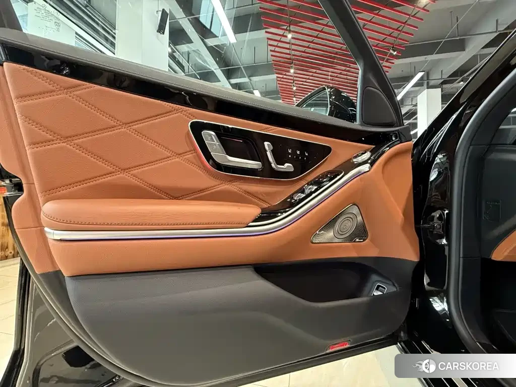 Mercedes-Benz Maybach S-Class id 4601167 из Китая 22