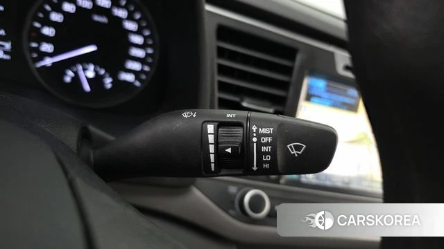 Hyundai Avante AD id 4615402 из Кореи 22