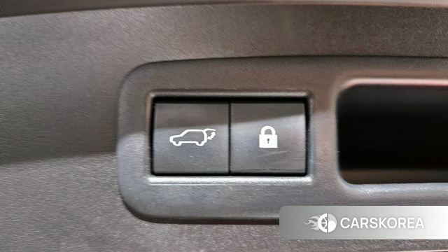 Lexus UX250h id 4377621 из Кореи 22