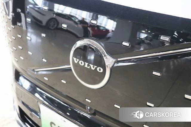 Volvo EM90 id 3920179 из Китая 22