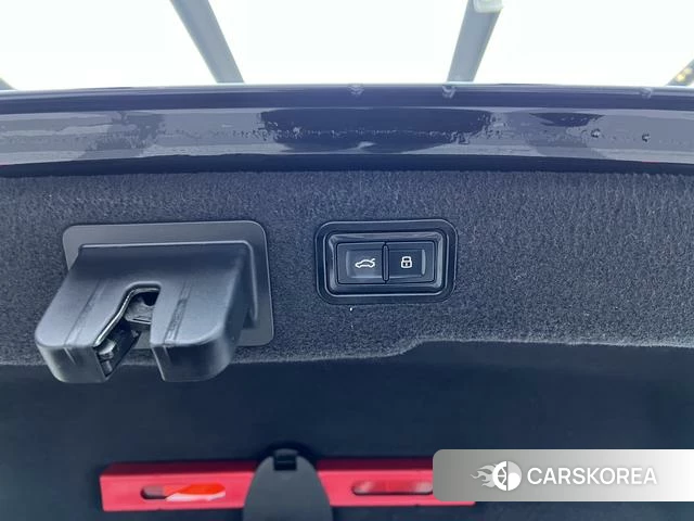 Audi A8 id 4214557 из Китая 22