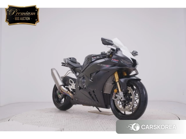 Honda CBR1000RR-R FIREBLADE SP id 4229661 из Японии 22