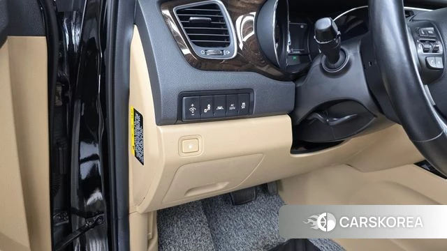 Kia The New Carnival id 4677391 из Кореи 22