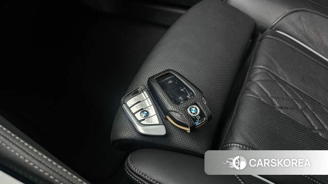 BMW 5 Series (G30) id 4688508 из Кореи 22