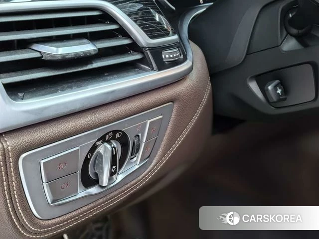 BMW 7 series id 4221746 из Китая 22