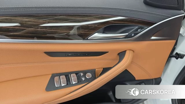 BMW 5 Series (G30) id 4507383 из Кореи 22