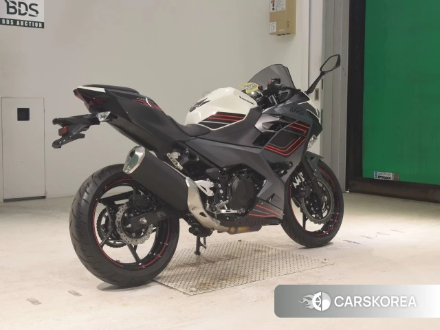 Kawasaki NINJA 400 id 3947008 из Японии 22